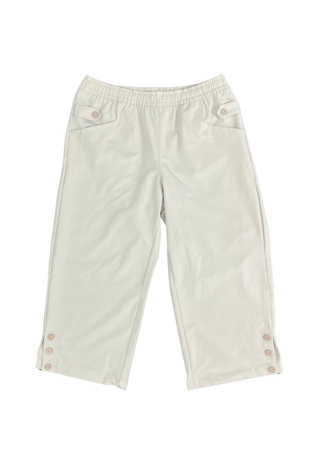 33280A capri silueta ajustada, botones decorativos.