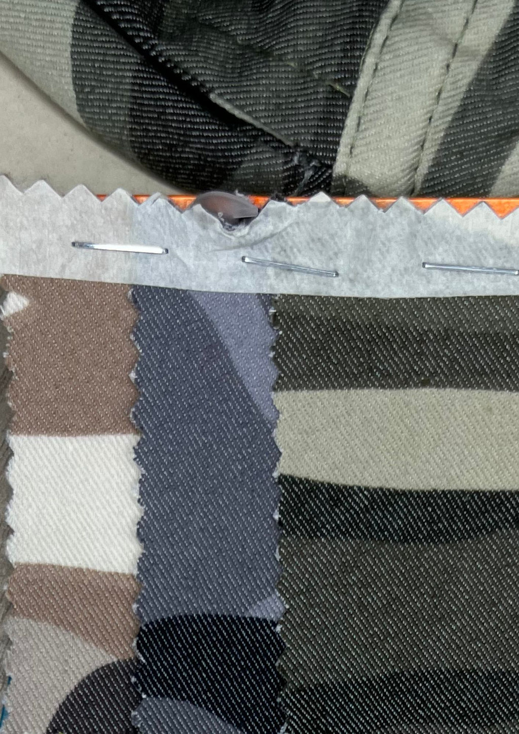 31057A bermuda hombre, bolsillos tipo cargo.