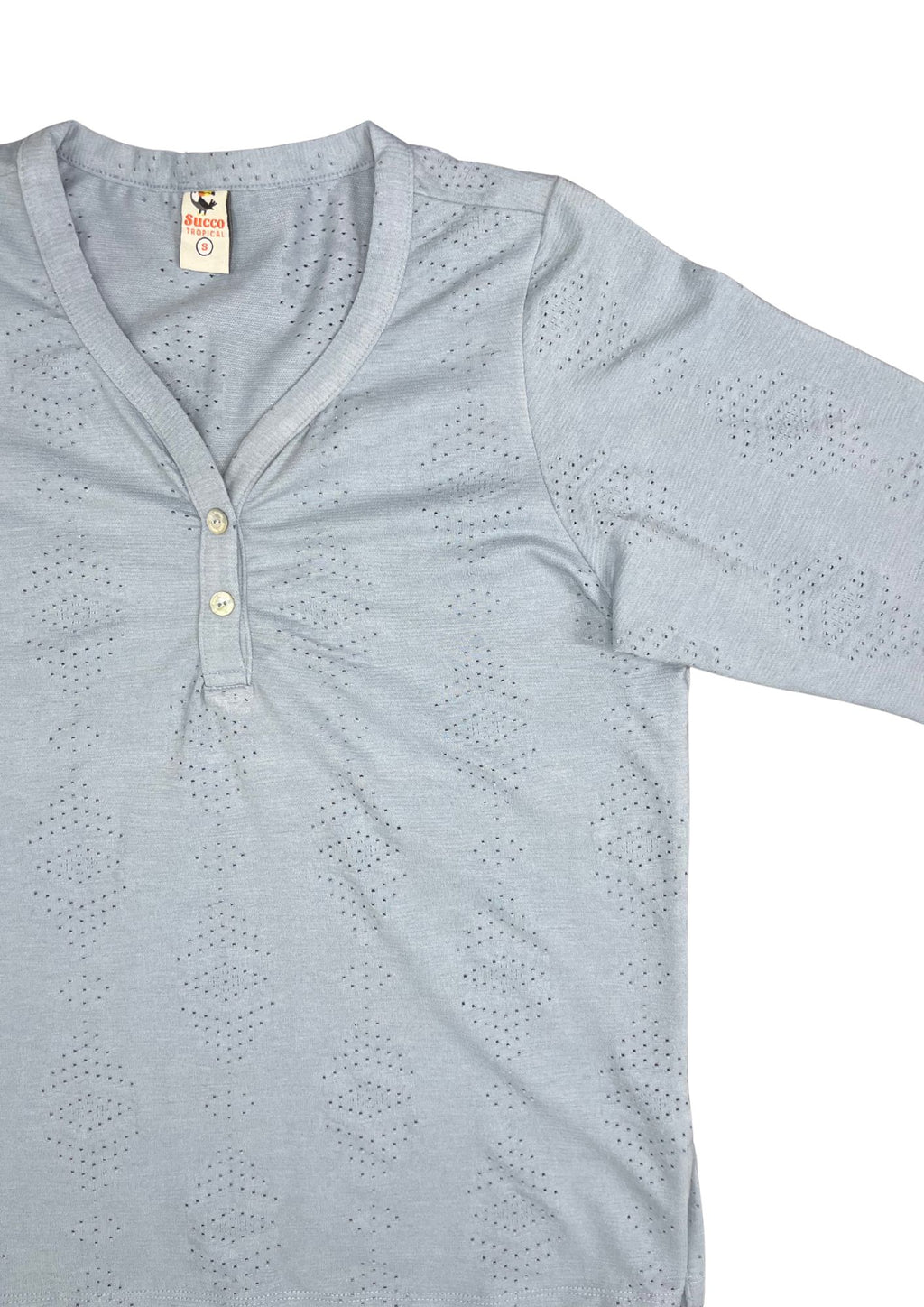 23790B blusón silueta amplia, tela texturizada.