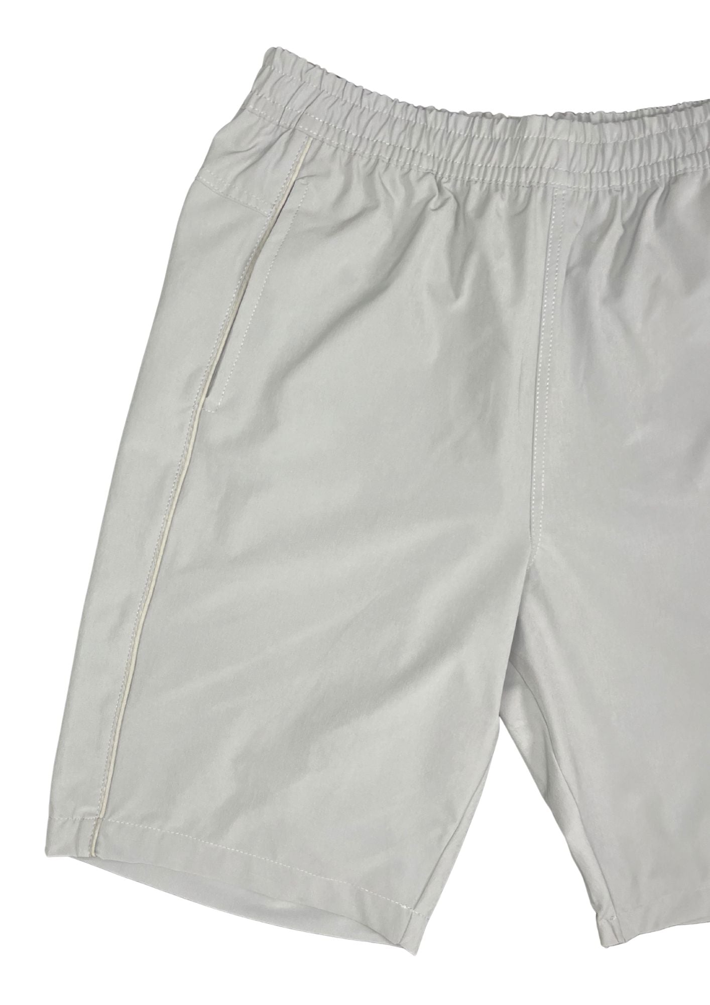 31573A bermuda hombre, secado rápido, bolsillos traseros.