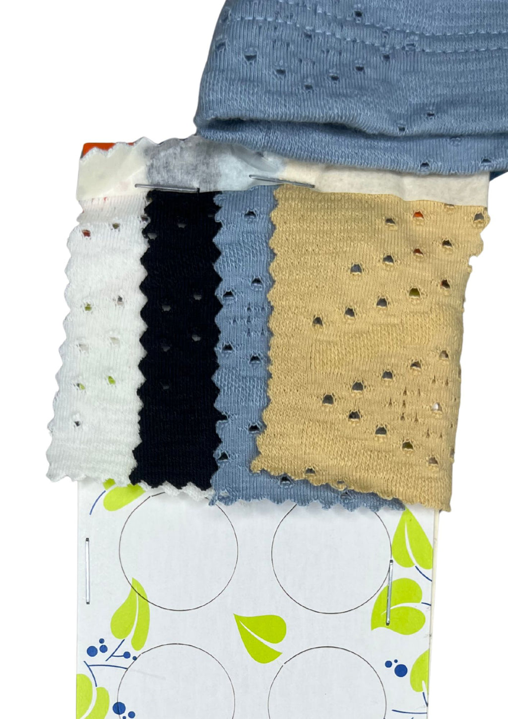 23790B blusón silueta amplia, tela texturizada.