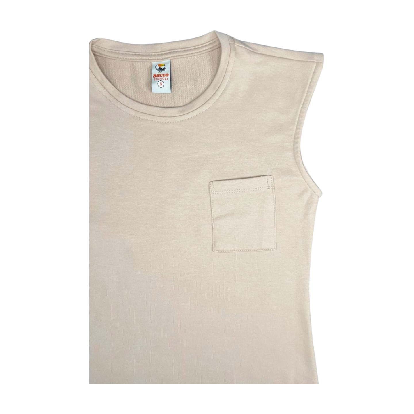 23393A camiseta silueta ajustada, bolsillo en punto corazón.